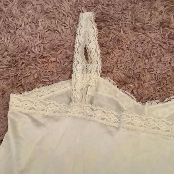 GreenCo Maid Vintage Cream Lace Coquette Dainty Camisole with Pink Bow Large - Picture 7 of 11
